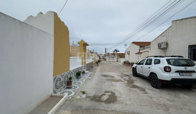 Odsprzedaż - Bungalow - Torrevieja - El Limonar