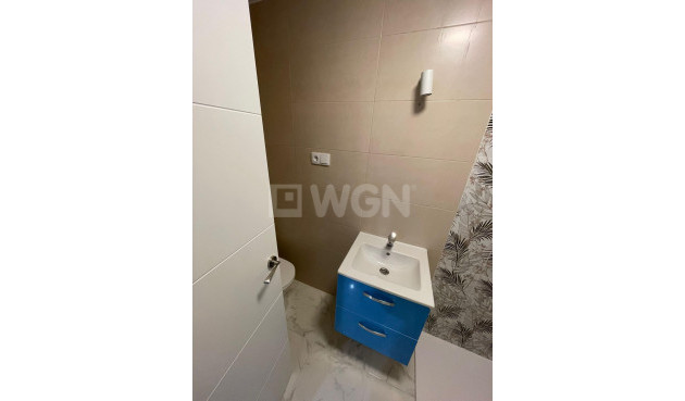 Odsprzedaż - Mieszkanie w bloku - Torrevieja - Costa Blanca