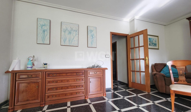 Wiederverkauf - Wohnung - Torrevieja - Centro