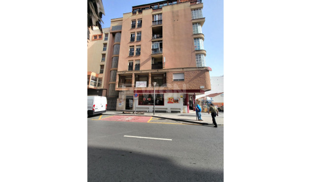 Wiederverkauf - Wohnung - Torrevieja - Centro