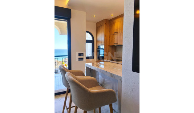 Resale - Apartment / flat - Torrevieja - Cabo Cervera