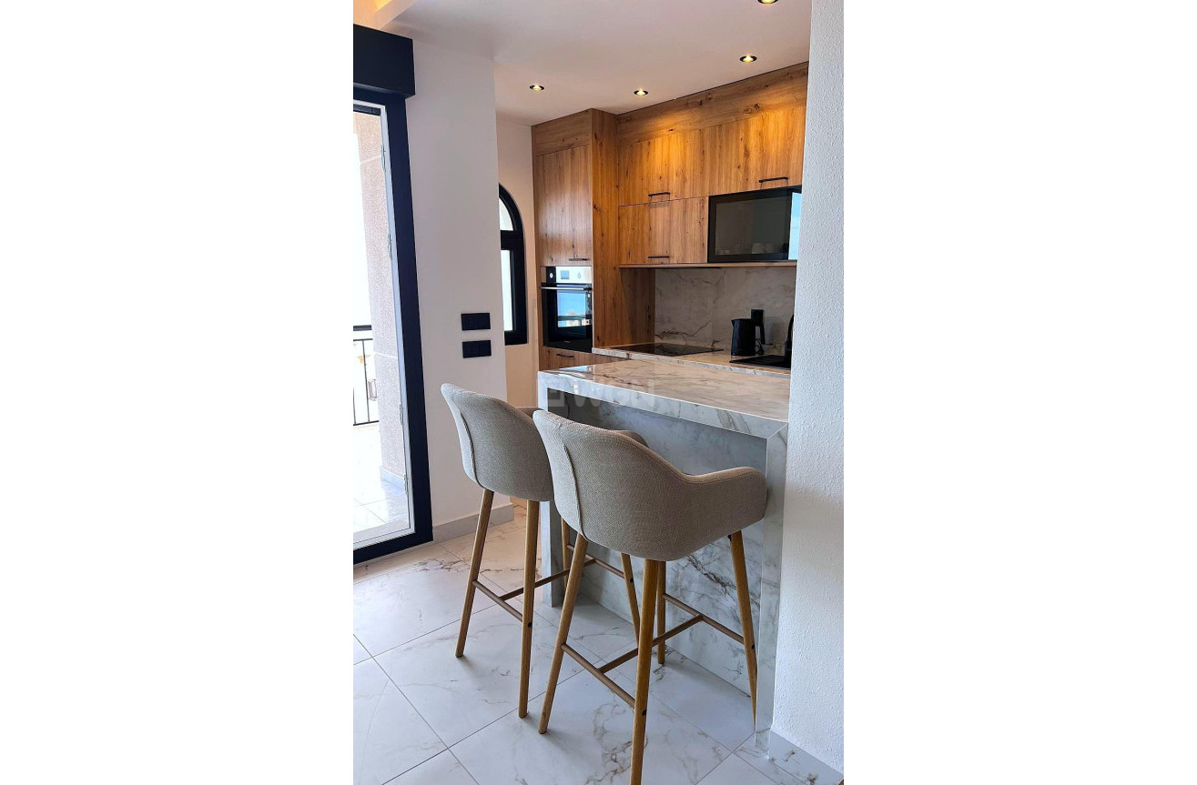 Resale - Apartment / flat - Torrevieja - Cabo Cervera