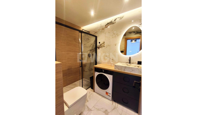 Resale - Apartment / flat - Torrevieja - Cabo Cervera