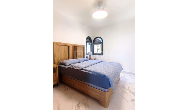 Resale - Apartment / flat - Torrevieja - Cabo Cervera