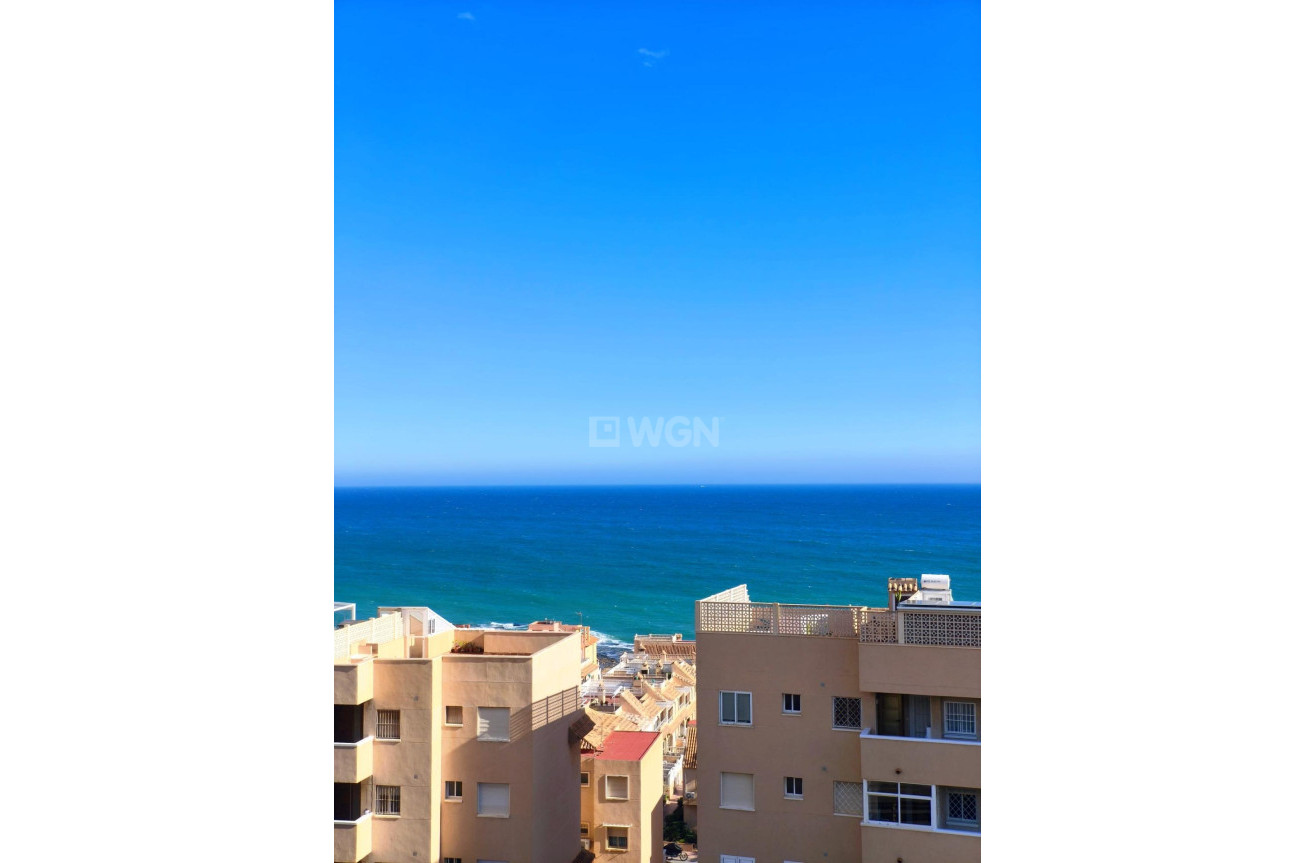 Resale - Apartment / flat - Torrevieja - Cabo Cervera