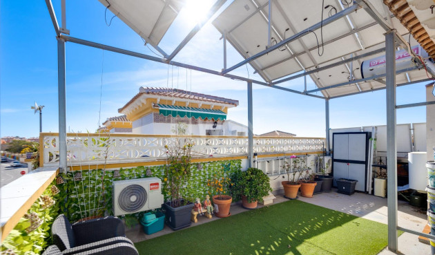 Odsprzedaż - Kamienica - Torrevieja - aguas nuevas