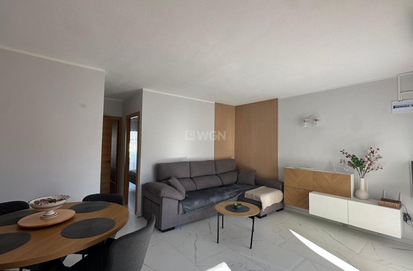 Odsprzedaż - Bungalow - Torrevieja - Los Balcones