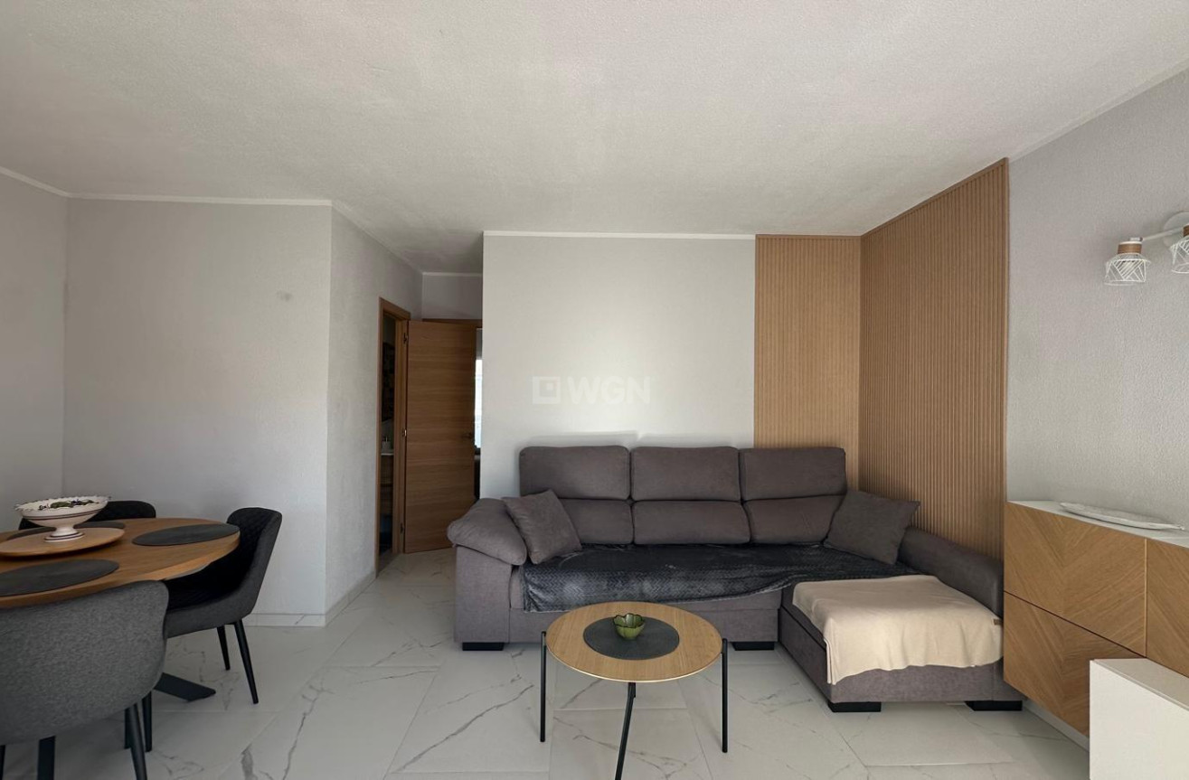 Odsprzedaż - Bungalow - Torrevieja - Los Balcones