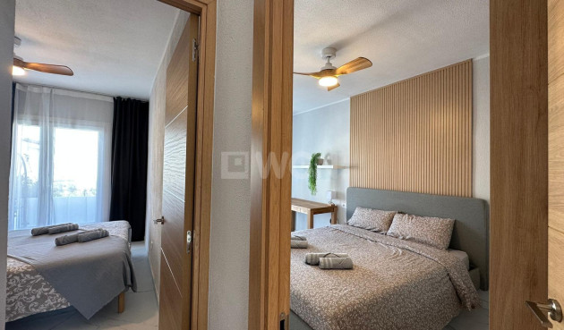 Odsprzedaż - Bungalow - Torrevieja - Los Balcones