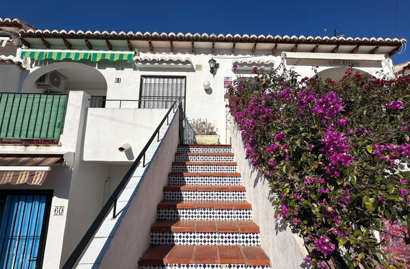Odsprzedaż - Bungalow - Torrevieja - Los Balcones