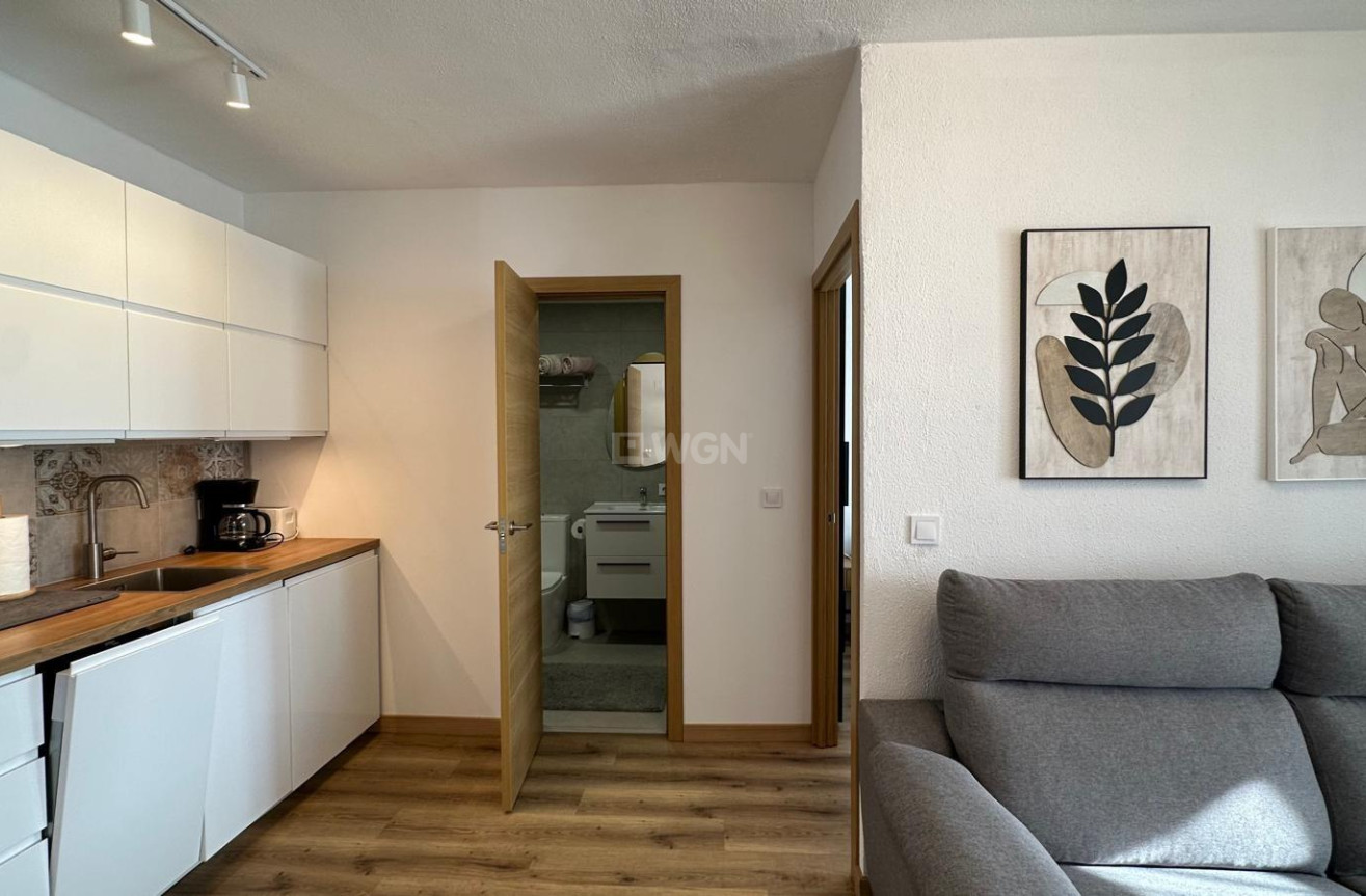 Odsprzedaż - Bungalow - Torrevieja - Los Balcones - Los Altos del Edén