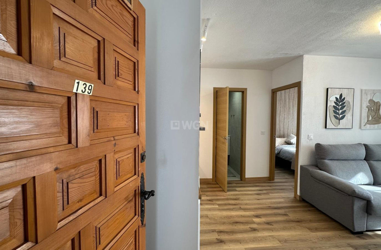 Odsprzedaż - Bungalow - Torrevieja - Los Balcones - Los Altos del Edén