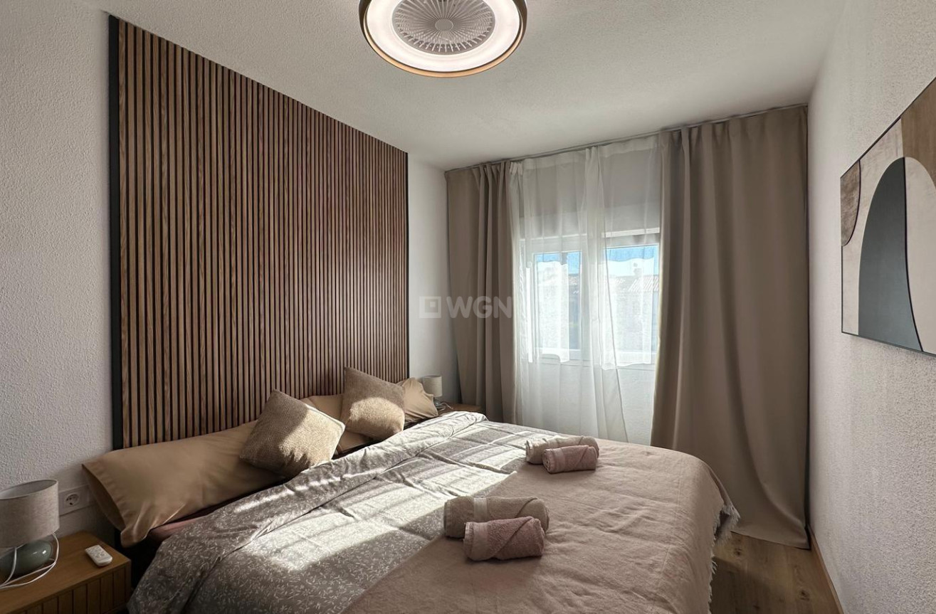 Odsprzedaż - Bungalow - Torrevieja - Los Balcones - Los Altos del Edén