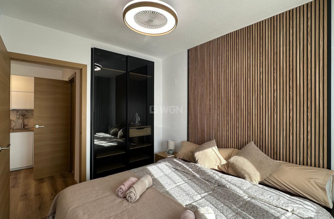 Odsprzedaż - Bungalow - Torrevieja - Los Balcones - Los Altos del Edén