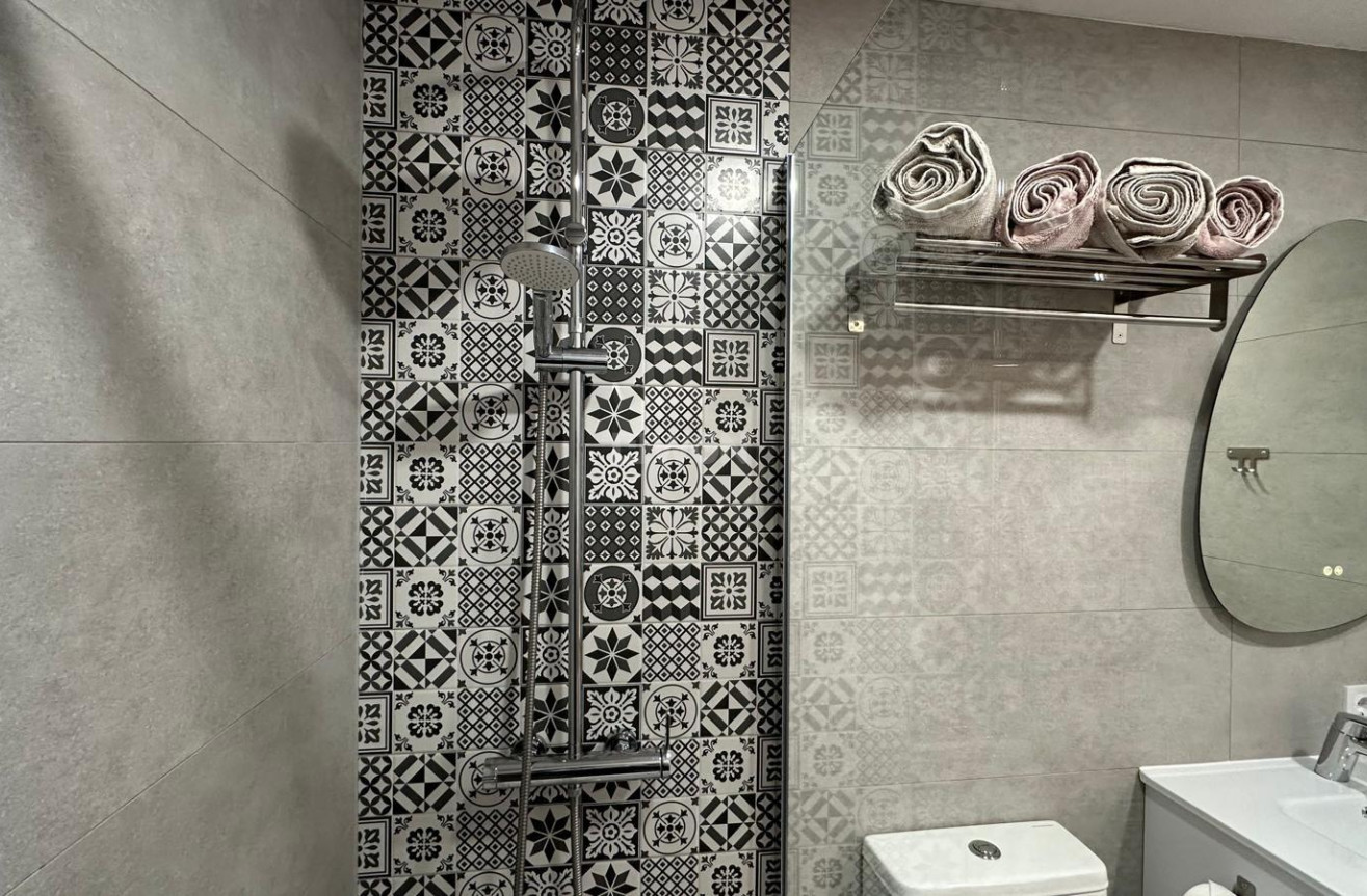 Odsprzedaż - Bungalow - Torrevieja - Los Balcones - Los Altos del Edén