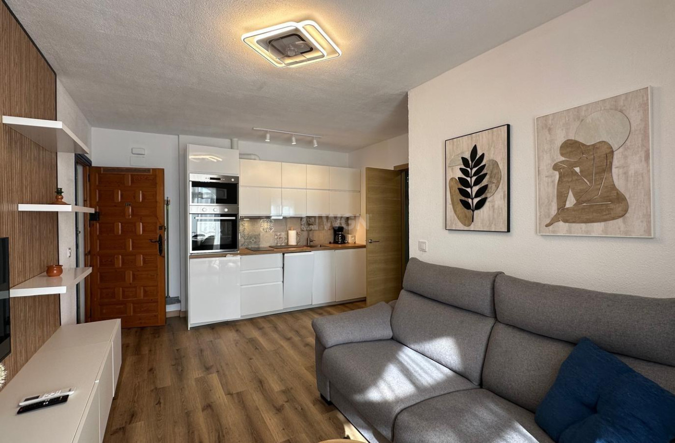 Odsprzedaż - Bungalow - Torrevieja - Los Balcones - Los Altos del Edén