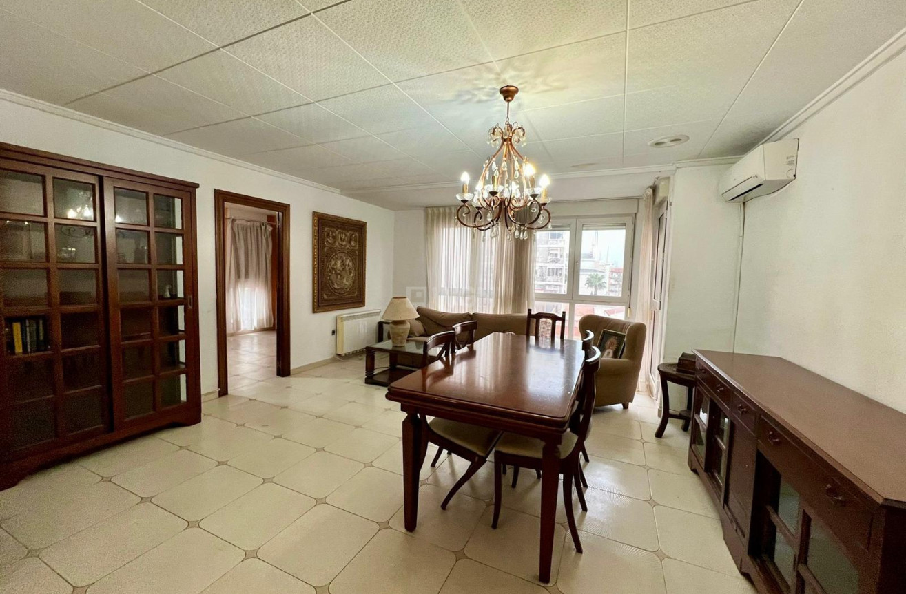 Wiederverkauf - Wohnung - Torrevieja - Centro