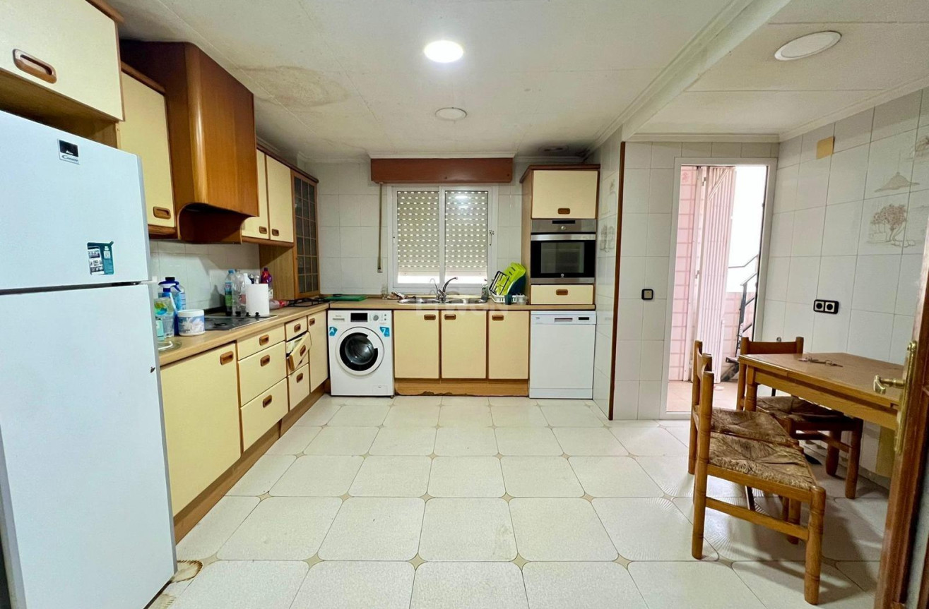 Wiederverkauf - Wohnung - Torrevieja - Centro