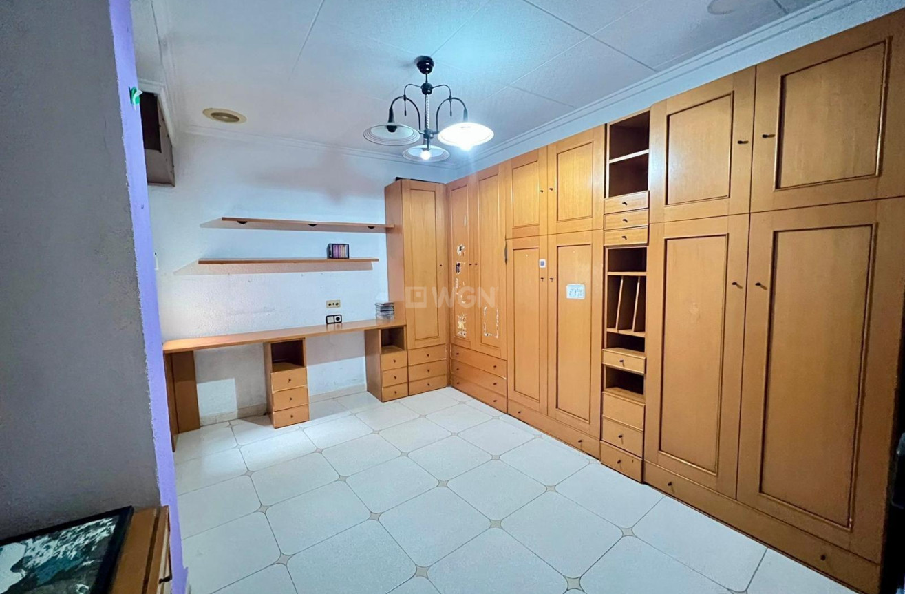 Wiederverkauf - Wohnung - Torrevieja - Centro