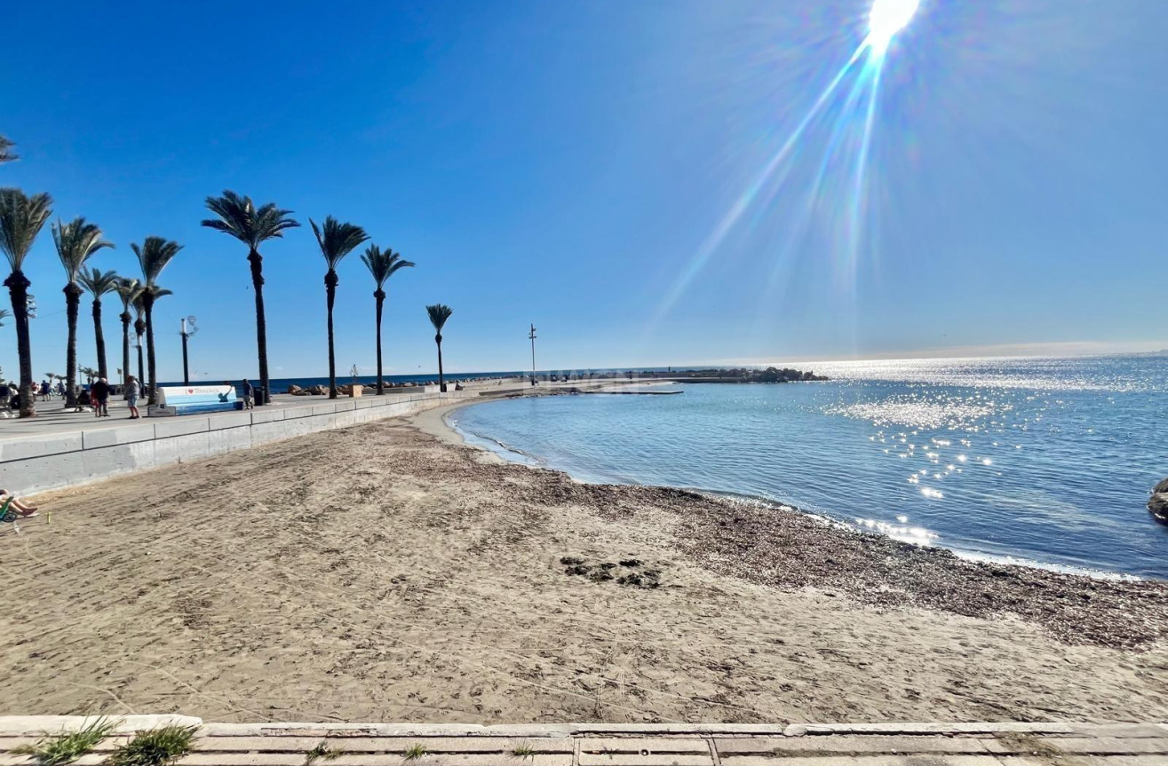 Wiederverkauf - Wohnung - Torrevieja - Centro