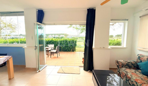 Odsprzedaż - Mieszkanie w bloku - Hacienda Riquelme Golf Resort - Inland