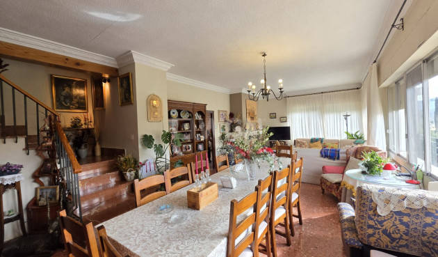 Odsprzedaż - Villa - Elda - Inland