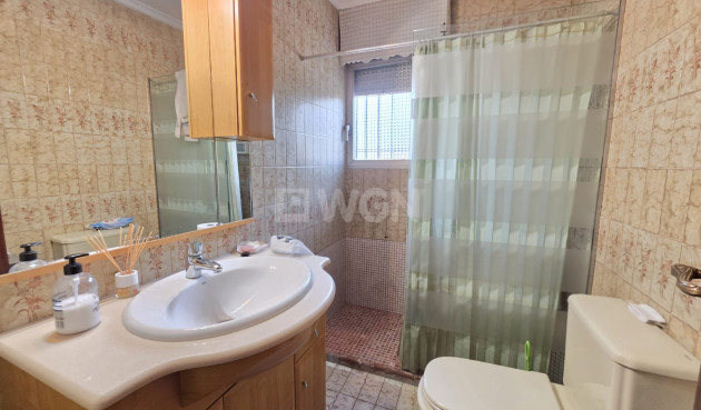 Odsprzedaż - Villa - Elda - Inland