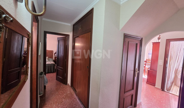 Odsprzedaż - Villa - Elda - Inland