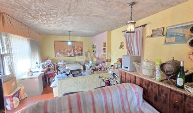 Odsprzedaż - Villa - Elda - Inland