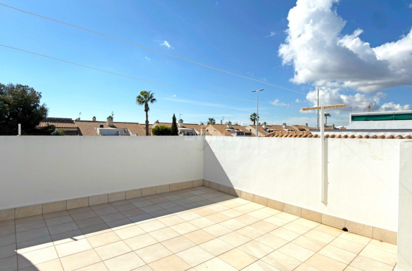 Odsprzedaż - Bungalow - Orihuela Costa - Costa Blanca