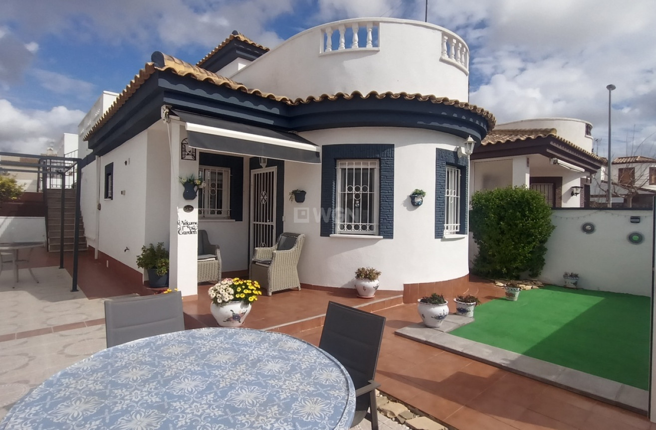 Odsprzedaż - Villa - Sucina - Inland