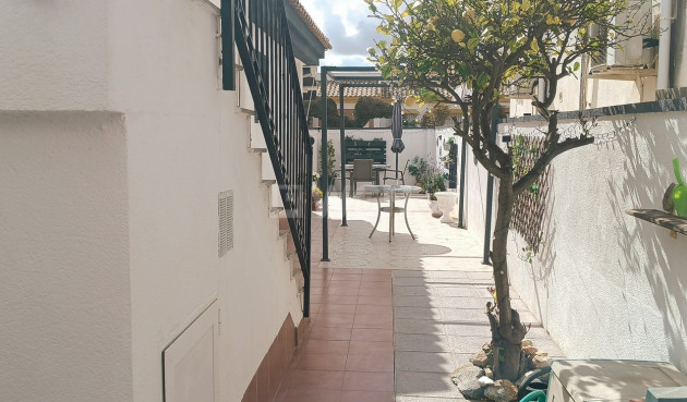 Odsprzedaż - Villa - Sucina - Inland