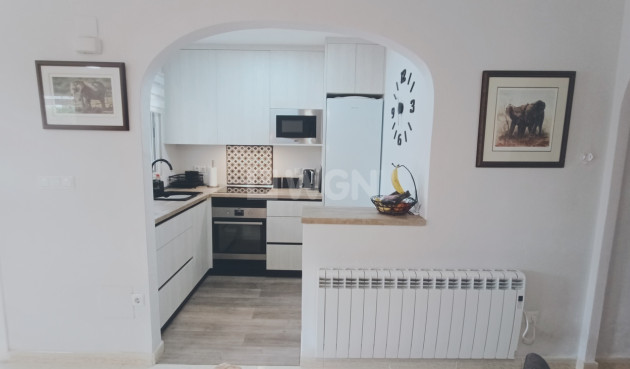 Odsprzedaż - Villa - Sucina - Inland