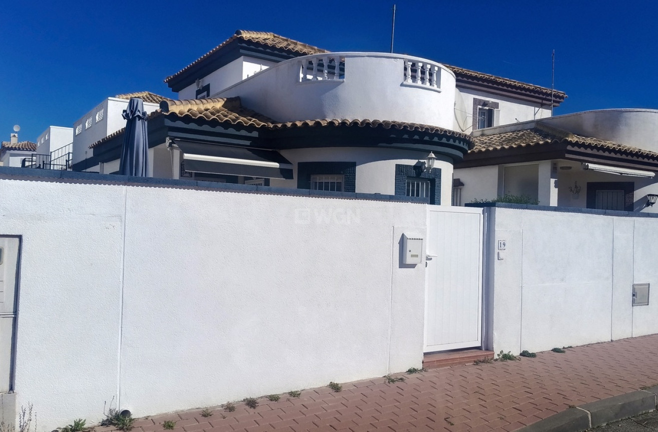 Odsprzedaż - Villa - Sucina - Inland