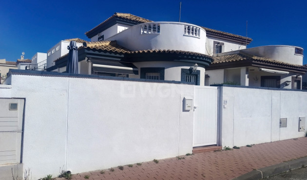 Odsprzedaż - Villa - Sucina - Inland