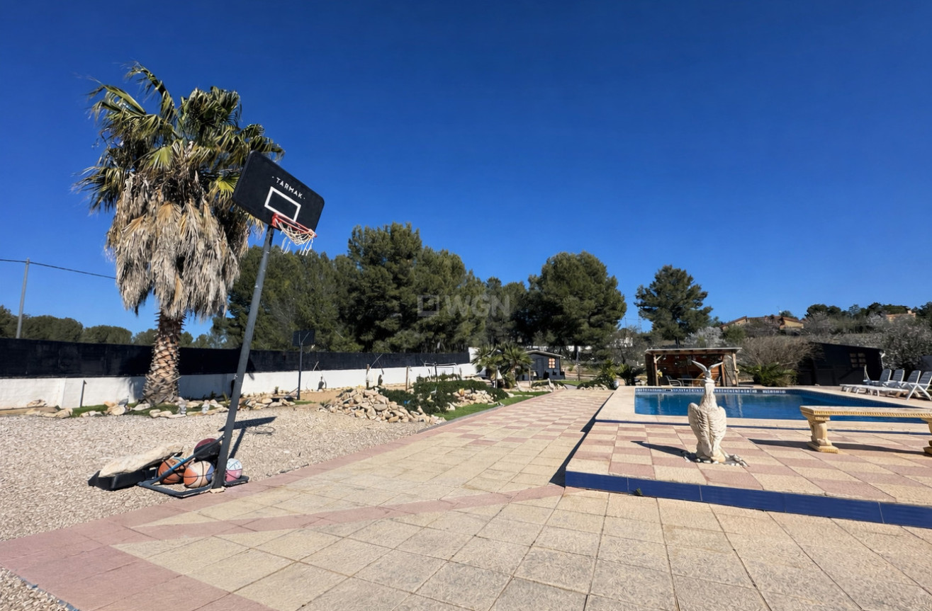 Odsprzedaż - Villa - Castalla - Costa Blanca