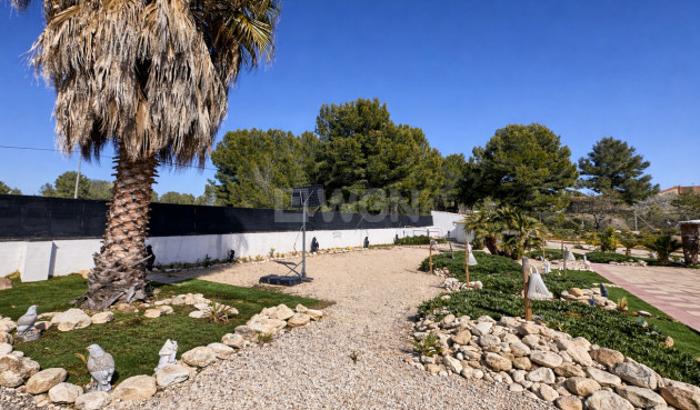 Odsprzedaż - Villa - Castalla - Costa Blanca