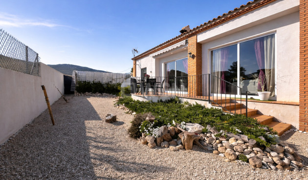 Odsprzedaż - Villa - Castalla - Costa Blanca