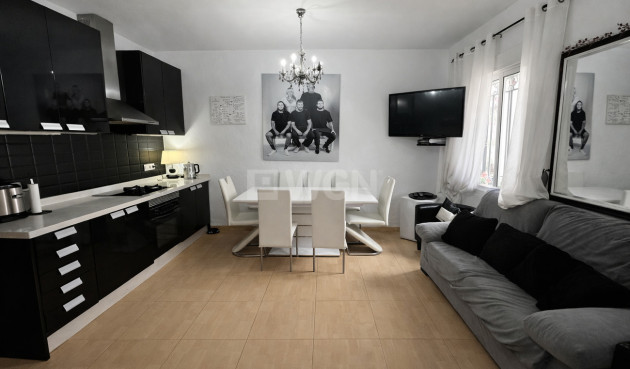 Odsprzedaż - Villa - Castalla - Costa Blanca