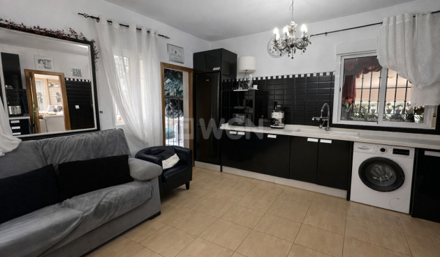 Odsprzedaż - Villa - Castalla - Costa Blanca