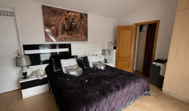 Odsprzedaż - Villa - Castalla - Costa Blanca