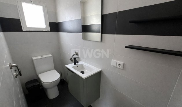 Odsprzedaż - Villa - Castalla - Costa Blanca