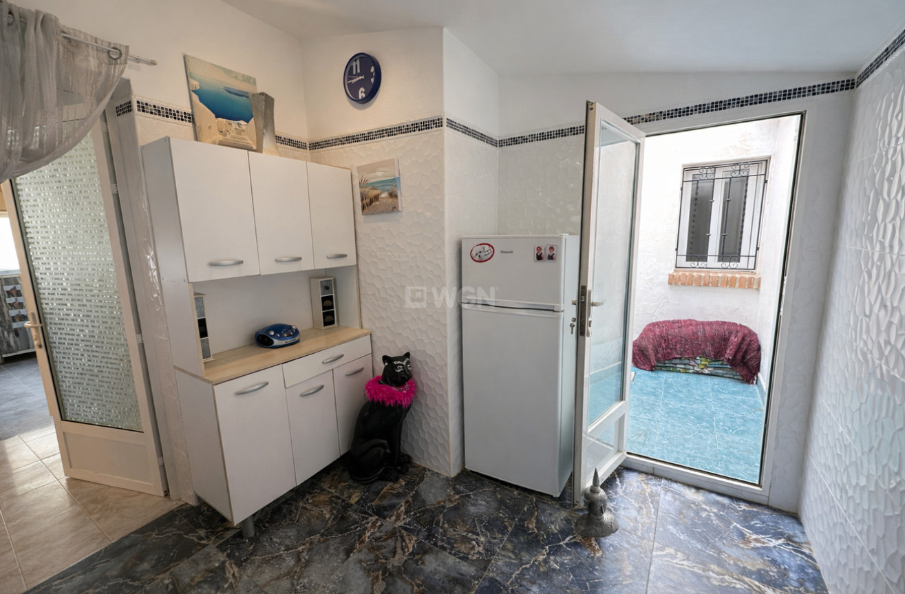 Odsprzedaż - Villa - Castalla - Costa Blanca