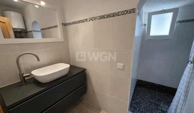 Odsprzedaż - Villa - Castalla - Costa Blanca