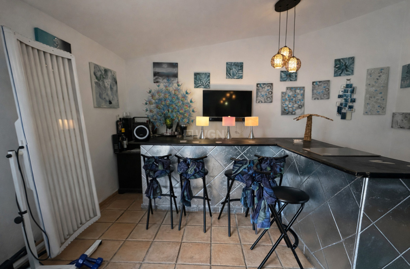 Odsprzedaż - Villa - Castalla - Costa Blanca