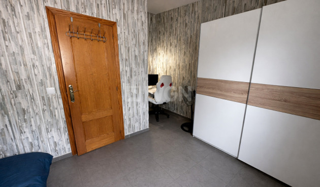 Odsprzedaż - Villa - Castalla - Costa Blanca