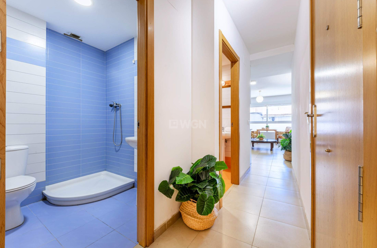 Resale - Apartment / flat - Alicante - Carolinas Bajas