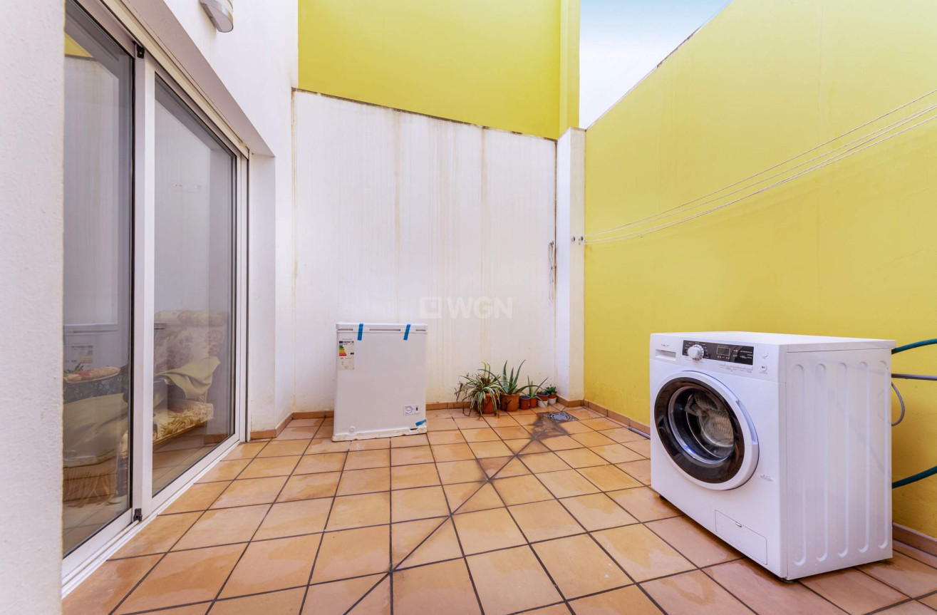 Resale - Apartment / flat - Alicante - Carolinas Bajas