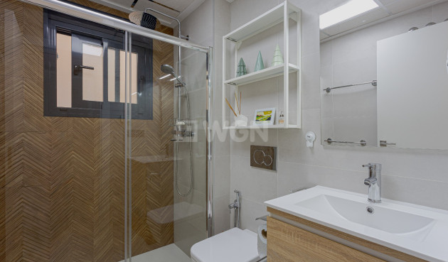 Reventa - Apartamento / piso - Torrevieja - Costa Blanca