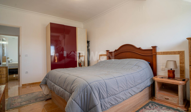 Odsprzedaż - Kamienica - Torrevieja - Costa Blanca